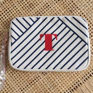 NWOT Mark & Graham Monogram “T” Canvas Zip Pouch